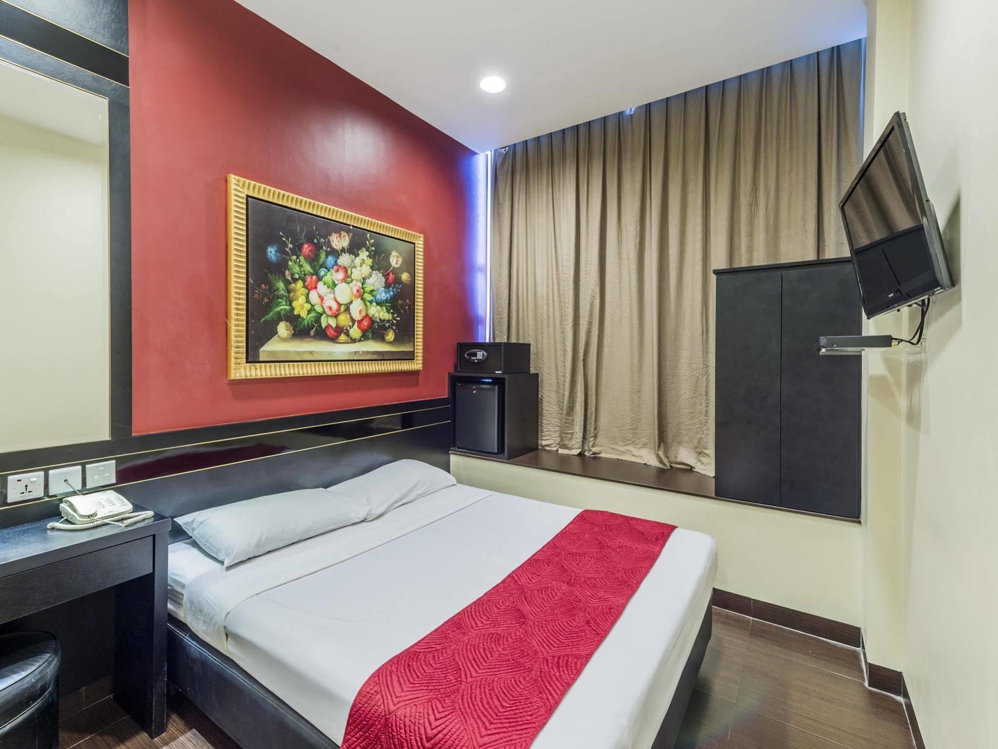Hotel 81 Kovan Singapore Exterior photo